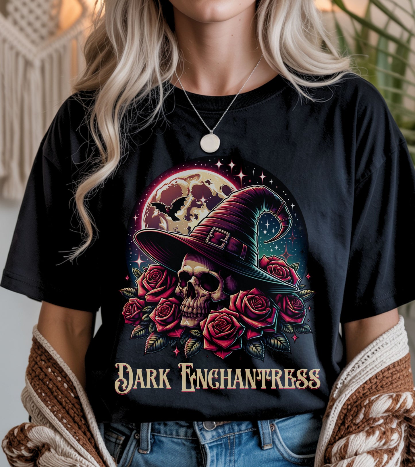 Dark Enchantress T-shirt.