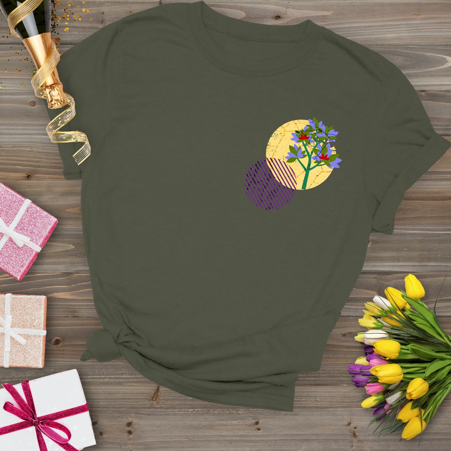 Primrose, birth month february flower T-shirt.