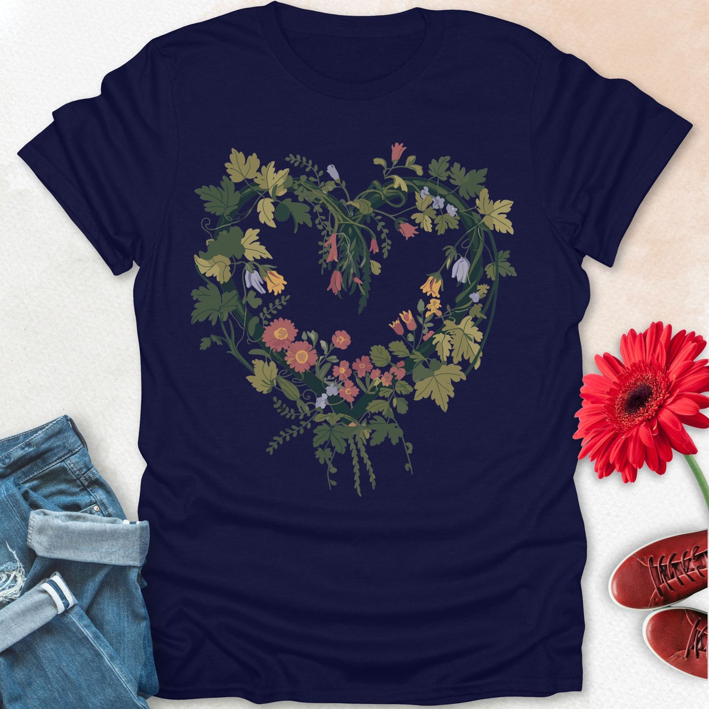 heart shape garland t-shirt.