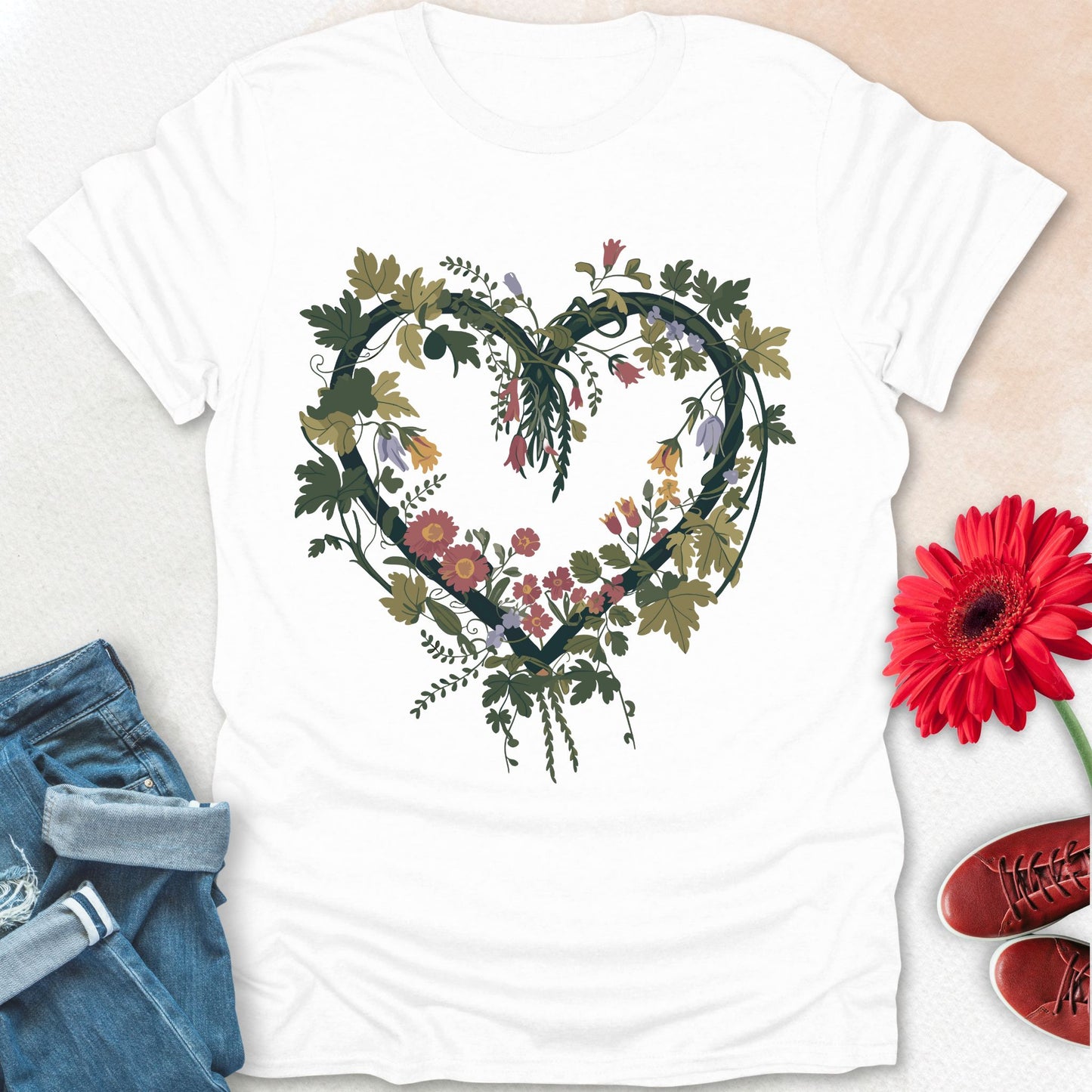 heart shape garland t-shirt.